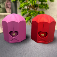 Zarif Kubbe Şeklinde Güllü Sürpriz Takı Hediyelik Kutusu - 23091 -